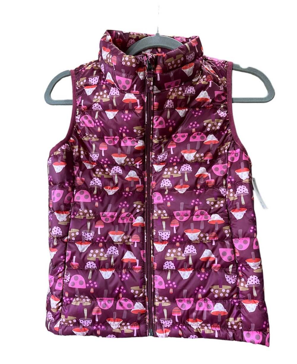 Amazon Essentials Girls Lightweight Water-Resistant Packable Puffer